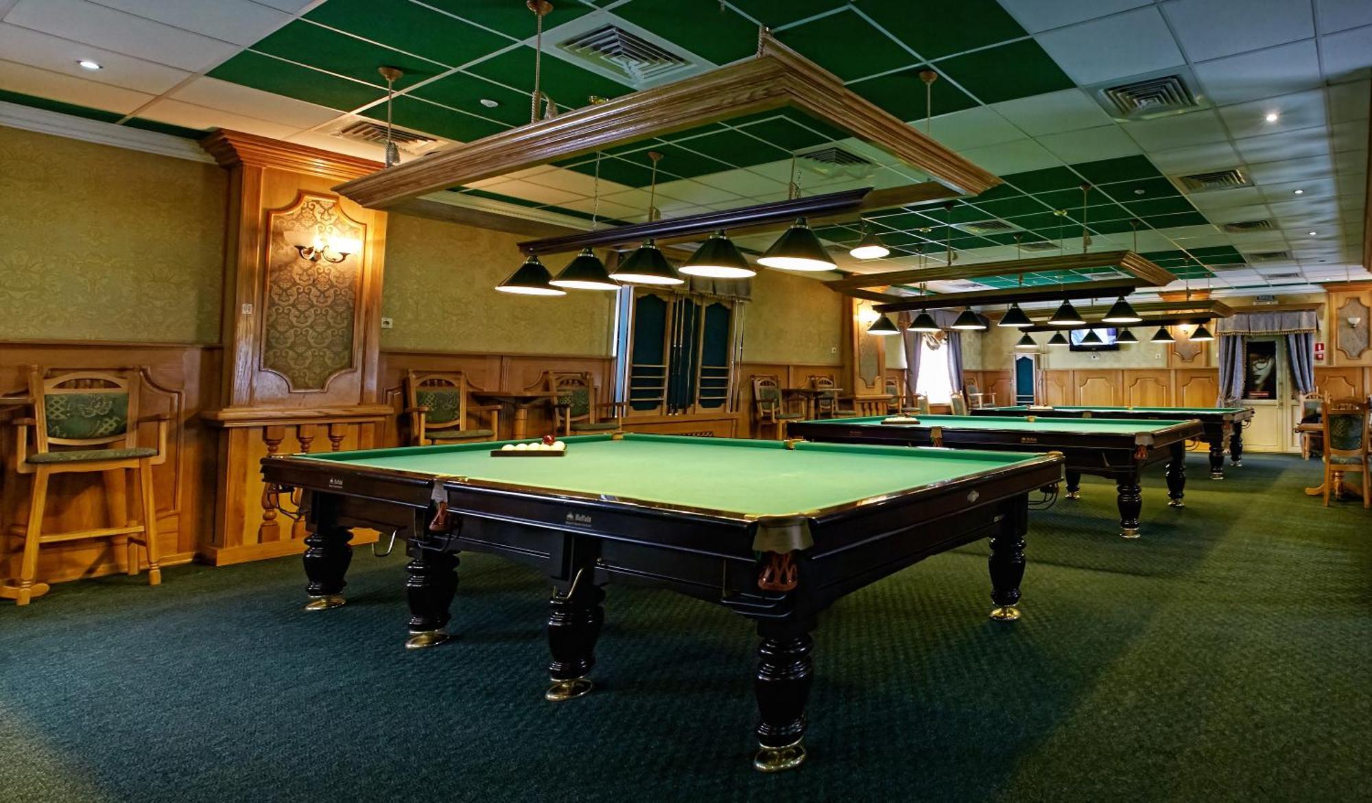 Pidkova Hotell Rivne Exteriör bild