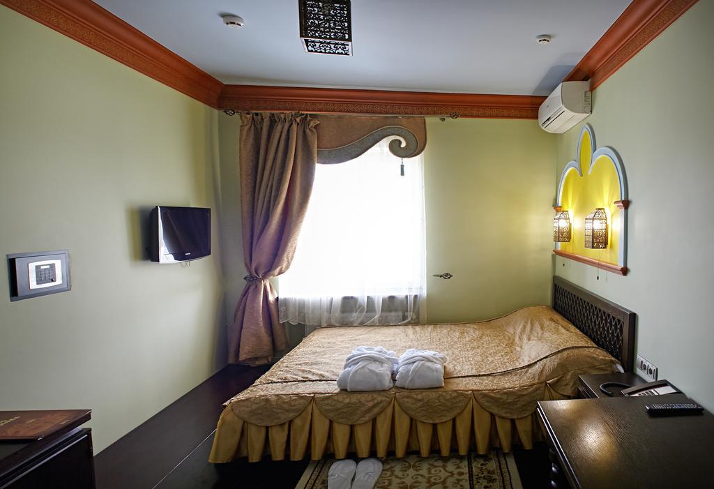 Pidkova Hotell Rivne Rum bild