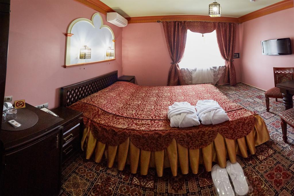 Pidkova Hotell Rivne Rum bild